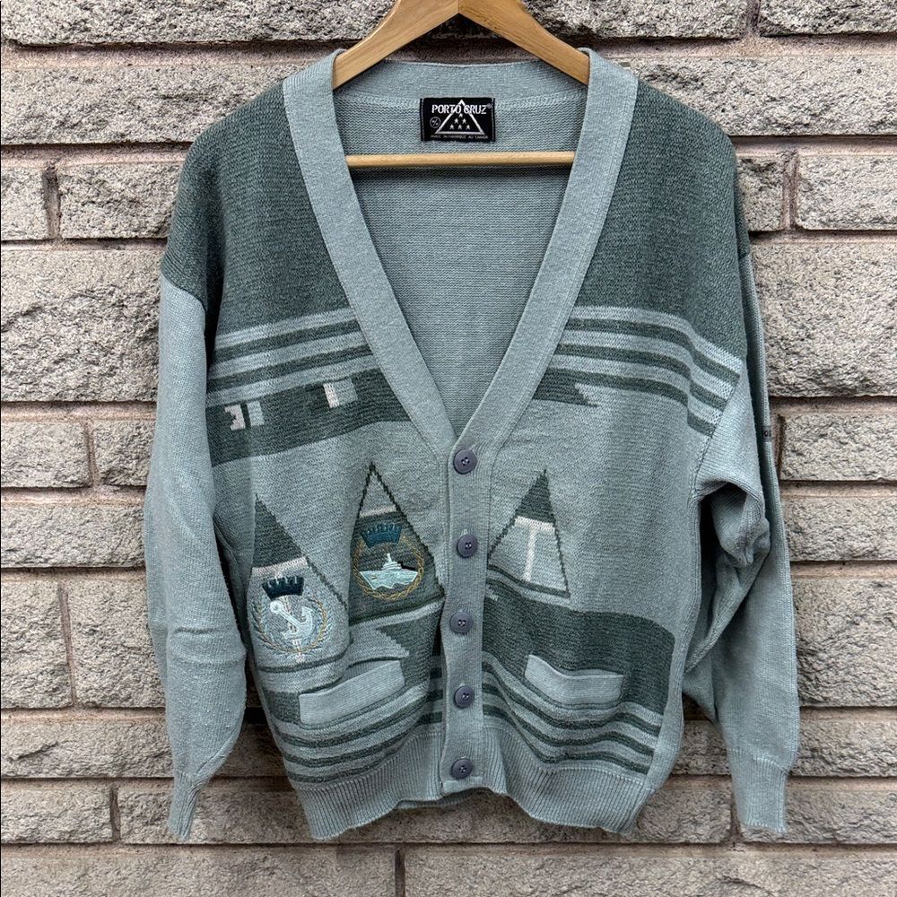 Vintage Geometric Pattern Cardigan in Gray